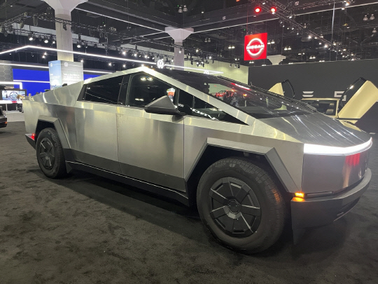 테슬라 사이버트럭. 장우진 기자